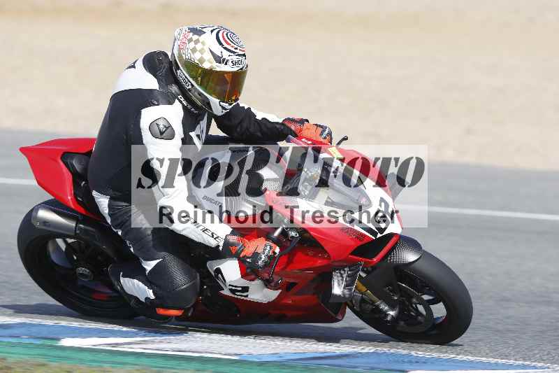 /Archiv-2024/01 26.-28.01.2024 Moto Center Thun Jerez/Gruppe gruen-green/162